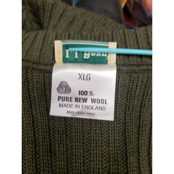 L.L. Bean Wool Sweater Vest Olive Green Ribbed Knit V-Neck XL Wool England HOLES - Picture 4 of 9